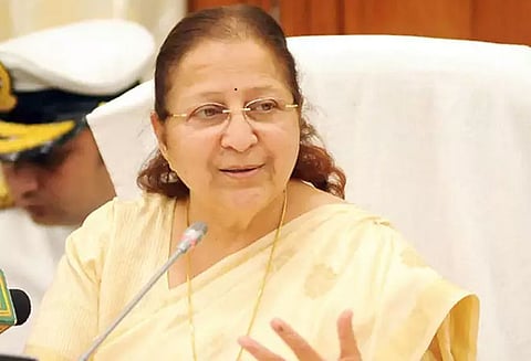 உரிய நேரத்தில் வரியை செலுத்துங்கள்: மக்களுக்கு மக்களவை சபாநாயகர் சுமித்ரா மகாஜன் கோரிக்கை