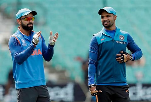 4வது ஒரு நாள் போட்டி: கேப்டன் விராட் கோஹ்லி மற்றும் தவான் அரை சதம் அடித்தனர்