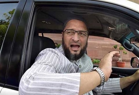 ஆர்.எஸ்.எஸ் தலைவர் மோகன் பகவத் எல்லையில் நிற்க வேண்டும்: ஓவைசி காட்டம்