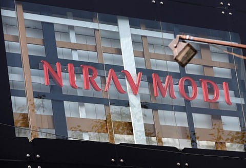 வைர வியாபாரி நிரவ் மோடி ஜனவரி 1-ம் தேதியே நாட்டைவிட்டு வெளியேறிவிட்டார் போலீஸ் தகவல்