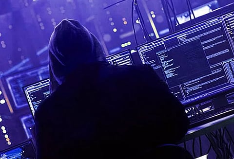 ரஷிய நாட்டில் இணையதளத்தில் புகுந்து ரூ.39 கோடி திருட்டு ‘ஹேக்கர்கள்’ கைவரிசை