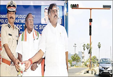 கடும் நெருக்கடிகளுக்கிடையிலும் மக்கள் நல திட்டங்களை நிறைவேற்றி வருகிறோம் - நாராயணசாமி