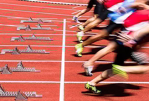 60 மீட்டர் ஓட்டம்: அமெரிக்க வீரர் உலக சாதனை