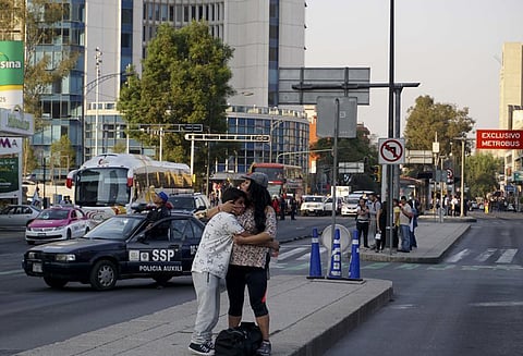 மெக்சிகோ நாட்டில் மீண்டும் பயங்கர நில நடுக்கம் கட்டிடங்கள் குலுங்கின