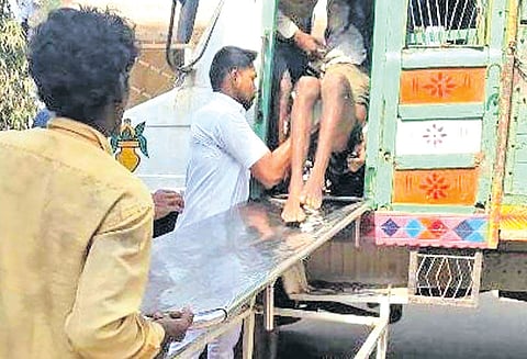 விஷம் குடித்து உயிருக்கு போராடிய வாலிபர் சாவு