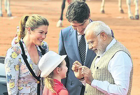 மோடி– கனடா பிரதமர் 2 மணி நேரம் பேச்சு 6 முக்கிய ஒப்பந்தங்கள் கையெழுத்து