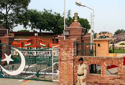 கடைசி நேரத்தில் கறுப்பு பட்டியலில் இருந்து தப்பிய பாகிஸ்தான் 90 நாள் கெடு