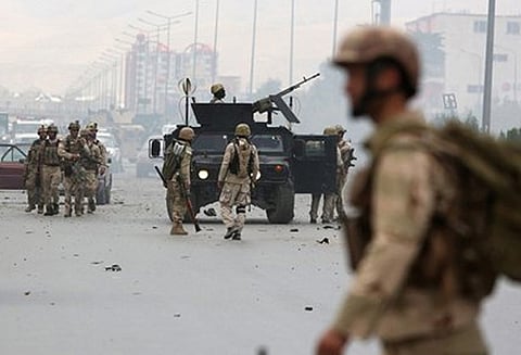 ஆப்கானிஸ்தான் ராணுவ தளம் மீது தலீபான் தீவிரவாதிகள் தாக்குதல்; 18 பேர் பலி