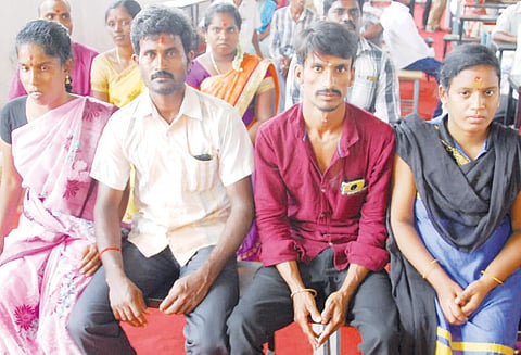 மாற்றுத்திறனாளிகளுக்கான சுயம்வரம் நிகழ்ச்சி வாழ்க்கை துணையை தேர்ந்தெடுத்த 6 ஜோடிகளுக்கு திருமணம்