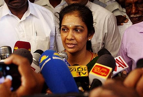 விடுதலைப்புலிகளுக்கு ஆதரவாக பேசிய இலங்கை பெண் அமைச்சர் ராஜினாமா செய்தார்