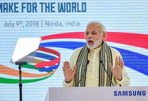 ”மேக் இன் இந்தியா” மூலம் உலகின் 2-வது பெரிய செல்போன் உற்பத்தியாளராக இந்தியா உருவாகியுள்ளது: பிரதமர் மோடி