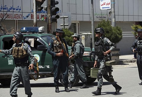 ஆப்கானிஸ்தானில் தற்கொலை தாக்குதல்; 10 பேர் படுகொலை