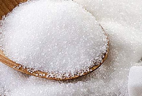 சர்க்கரை, புளி, உளுந்தம் பருப்பு விலை உயர்வு: விளைச்சல் அதிகரிப்பால் அரிசி, நாட்டுப் பூண்டு விலை குறைந்தது