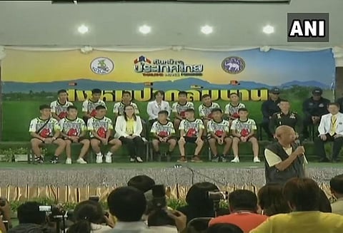 தாய்லாந்து குகையில் இருந்து மீட்கப்பட்ட 12 சிறுவர்களும் சிகிச்சைக்கு பின் இன்று வீடு திரும்பினர்