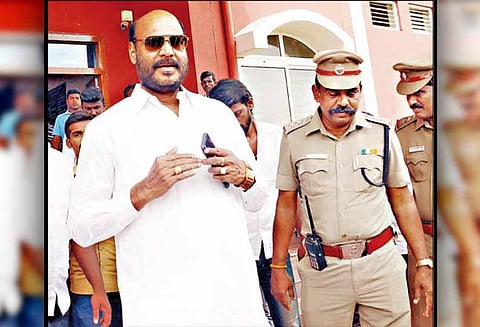 திண்டுக்கல் கோர்ட்டில் ஜான்பாண்டியன் ஆஜர்