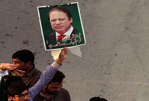 பாகிஸ்தான்: சிறை வளாகத்திற்குள் நவாஸ் ஷெரீப்பை ஏளனம் செய்த சக கைதிகள்