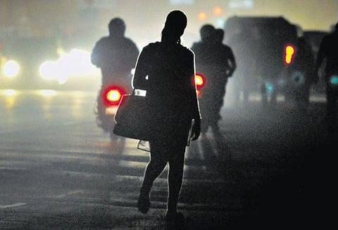 கற்பழிப்பு வழக்குகளை விரைந்து விசாரிக்க 5 ஆயிரம் கருவிகளை வாங்கிய மத்திய உள்துறை அமைச்சகம்