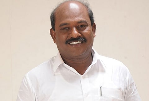 பல்வேறு கோரிக்கைகளை வலியுறுத்தி டெல்லியில் வணிகர்கள் பேரணி