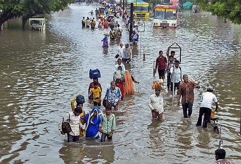 உத்தர பிரதேசத்தில் கனமழைக்கு 49 பேர் பலி