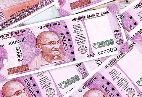 கருப்பு பண பதுக்கல் தொடர்பாக வருமான வரித்துறைக்கு தகவல் அளித்து ரூ.5 கோடி பரிசு: மத்திய அரசு அறிவிப்பு