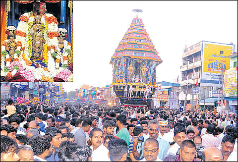 காஞ்சீபுரம் வரதராஜ பெருமாள் கோவில் தேரோட்டம்