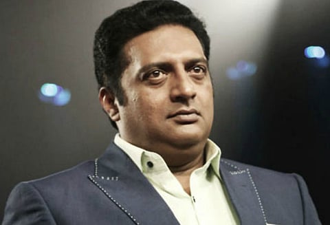 ரஜினியின் ‘காலா’ படத்துக்கு தடை விதிப்பதா? பிரகாஷ்ராஜ் கண்டனம்