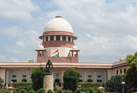 மத்திய அரசு பணி பதவி உயர்வில் எஸ்.சி., எஸ்.டி.க்கு இடஒதுக்கீடு வழங்க சுப்ரீம் கோர்ட்டு அனுமதி