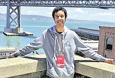 குறைபாட்டைச் சுட்டிக்காட்டிய இளைஞருக்கு ரூ.24 லட்சம் பரிசு!