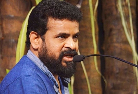 இயக்குனர் அமீர், புதிய தலைமுறை தொலைக்காட்சி மீது வழக்குப்பதிவு