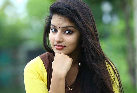 அதிரப்பள்ளியில், ஒரு ஆட்டம்!