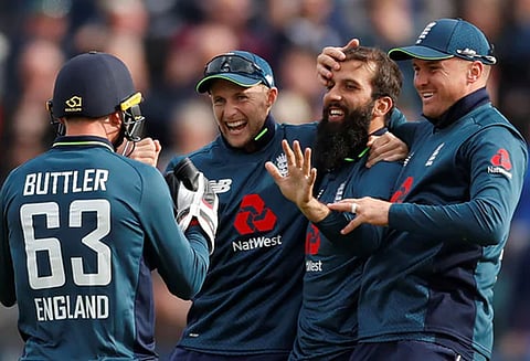 ஆஸ்திரேலியாவுக்கு எதிரான ஒரு நாள் கிரிக்கெட்: இங்கிலாந்து அணி வெற்றி