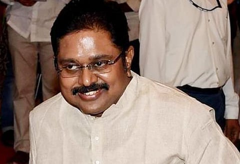 ஜனாதிபதி தனது முடிவை மறுபரிசீலனை செய்ய வேண்டும் டி.டி.வி.தினகரன் பேட்டி