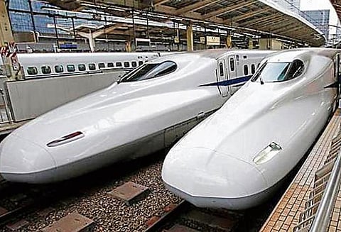 புல்லட் ரெயில் திட்டம்; எங்களுக்கு மருத்துவம், தெருவிளக்கு வசதியை கொடுங்கள் - கிராம மக்கள்