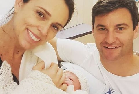 நியூசிலாந்து பிரதமர் ஜெசிந்தா ஆர்டெர்னுக்கு இன்று பெண் குழந்தை பிறந்துள்ளது