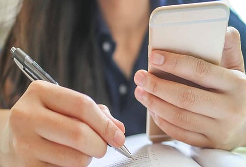 அல்ஜீரியா: பொதுத் தேர்வுக்காக இண்டெர்நெட் சேவை துண்டிப்பு