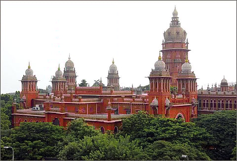 நாட்டின் பொருளாதாரத்துக்கு மிகப்பெரிய அச்சுறுத்தல் ஐகோர்ட்டு கருத்து