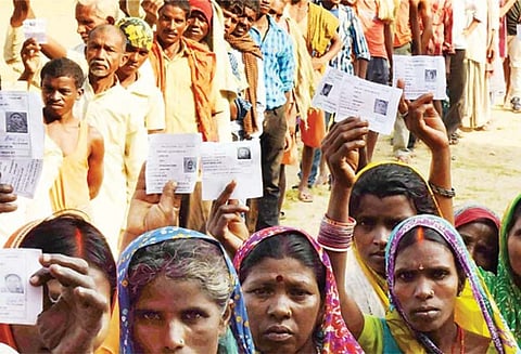 தீவிர வறுமையில் ஒவ்வொரு நிமிடத்திலும் 44 இந்தியர்கள் வெளியேறுகிறார்கள்