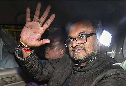 இந்திராணி முகர்ஜியின் வாக்குமூலத்தை சிபிஐ வெளியிட்டது ஏன்? கார்த்தி சிதம்பரம் வக்கீல் கேள்வி