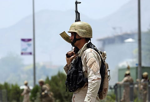 ஆப்கான். அரசு மற்றும் தலிபான்கள் பேச்சுவார்த்தைக்கு மத்தியஸ்தம் செய்ய தயார் பாகிஸ்தான் சொல்கிறது