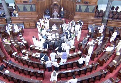 மாநிலங்களவையில் அதிமுக எம்பிக்கள் தொடர் அமளியால் மாநிலங்களவை நாள் முழுவதும் ஒத்திவைப்பு