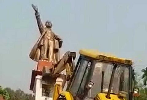 திரிபுராவில் லெனின் சிலை அகற்றம்: இதனை சகித்துக்கொள்ள முடியாது - மம்தா பானர்ஜி