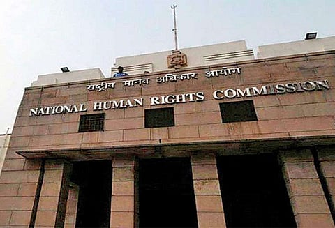 கர்ப்பிணி பலியான சம்பவம்: தமிழக அரசுக்கு தேசிய மனித உரிமை ஆணையம் நோட்டீஸ்