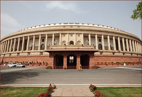 நாடாளுமன்றத்தில் 5-வது நாளாக அமளி இரு அவைகளும் ஒத்திவைப்பு