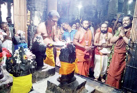 திருவண்ணாமலைக்கு சீடர்களுடன் ‘திடீர்’ பயணமாக வந்த நித்யானந்தா