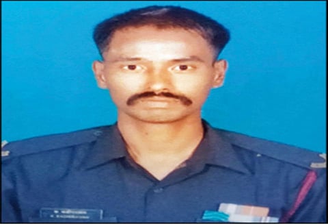 கண்ணமங்கலம் அருகே தாயை துப்பாக்கியால் சுட்டு கொலை செய்ய முயன்ற ராணுவ வீரர் கைது