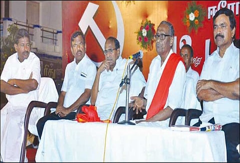 வங்கிகளில் கடன் பெற்று வெளிநாட்டில் வசிக்கும் விஜய் மல்லையாவின் எம்.பி. பதவியை பா.ஜ.க. அரசு பறிக்க வேண்டும் தா.பாண்டியன் வலியுறுத்தல்