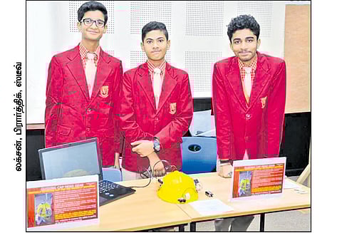 பார்வையற்றவர்களுக்கு வழிகாட்டும் ‘ஹெல்மெட்’