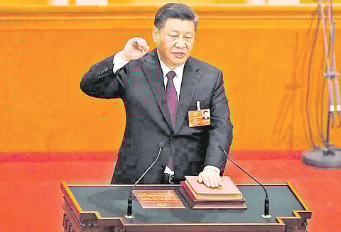 தொடர்ந்து 2-வது முறையாக சீன அதிபராக ஜின்பிங் பதவி ஏற்றார் : வாழ்நாள் முழுவதும் பதவி வகிக்க வாய்ப்பு