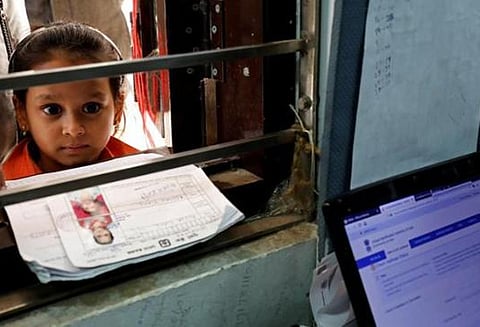 ஆதாரால் 100 சதவிதம் பயோமெட்ரிக் அங்கீகாரத்தை உறுதி செய்ய முடியாது சுப்ரீம் கோர்ட்டில் ஆணையம் தகவல்!