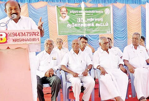 காவிரி மேலாண்மை வாரியம் அமைக்காவிட்டால் கடையடைப்பு போராட்டம் நடத்தப்படும்